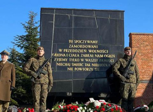 Pomnik poległych więźniów Radogoszcza.