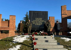 Pomnik poświęcony poległym więźniom Radogoszcza.