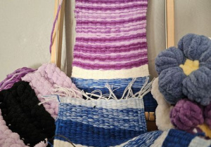 Projekty tkackie uczniów.