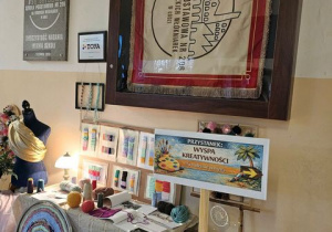 Prace uczniów na drzwi otwarte.