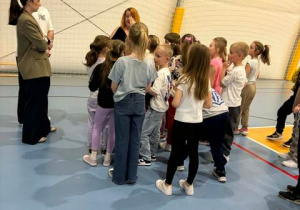 Wspólne zabawy w języku hiszpańskim.