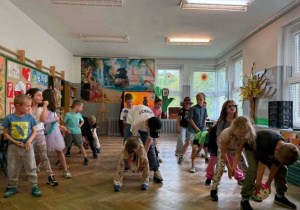 Zabawy sportowe.