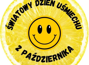 Plasterek cytryny z napisem: Światowy Dzień Uśmiechu - 2 października.